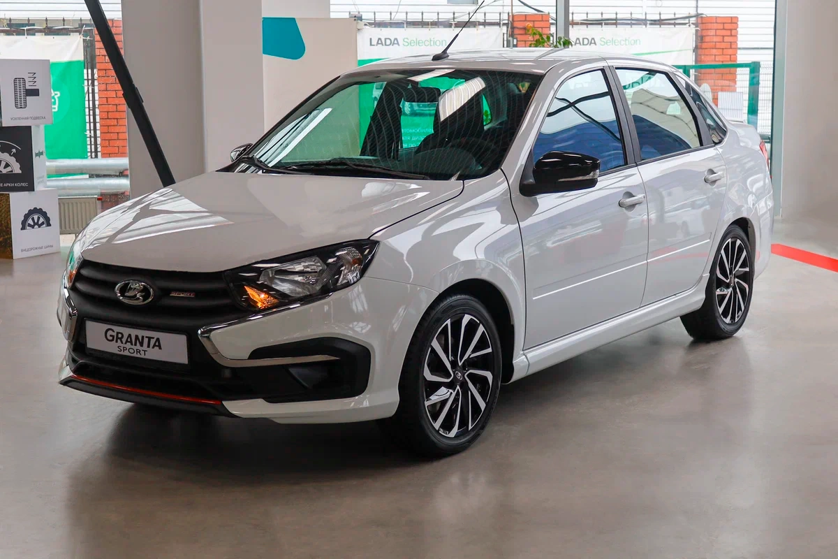 Lada Granta Sport Седан в Екатеринбург - фото №1